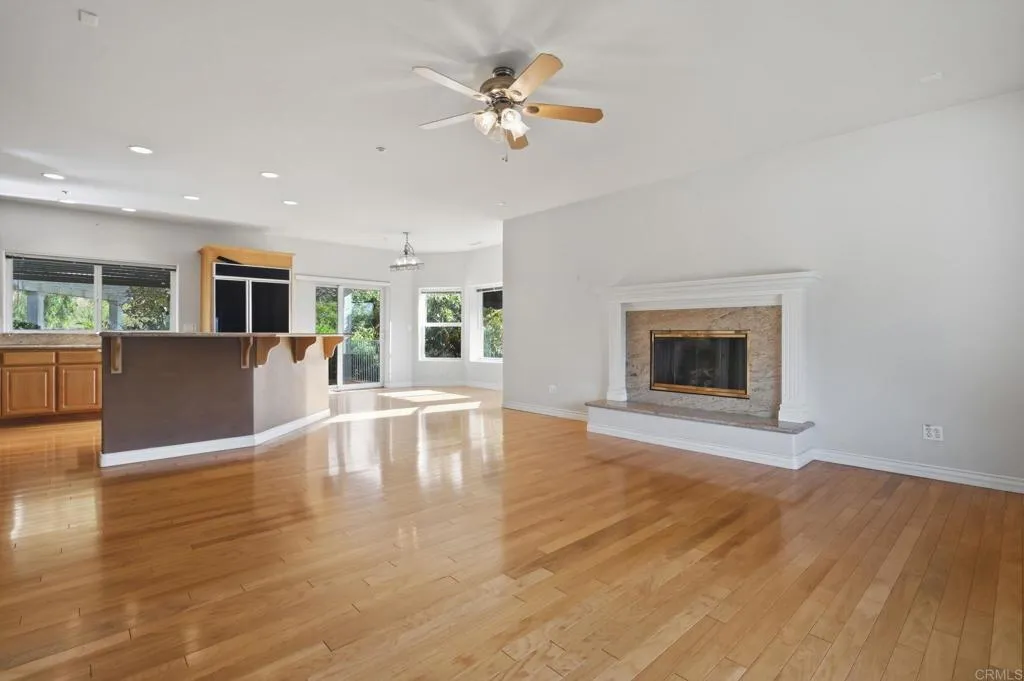 https://cdn.realtyfeed.com/cdn/127/306678450/10831da02e52795debf8fde37b18bf48.webp