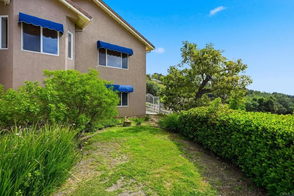 https://cdn.realtyfeed.com/cdn/127/306678450/37b6d85571a82a88adcddc24c9bad4b3.webp