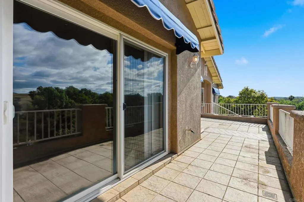 https://cdn.realtyfeed.com/cdn/127/306678450/3ee91e1ccd4b4fbc6433376af34b04b7.webp