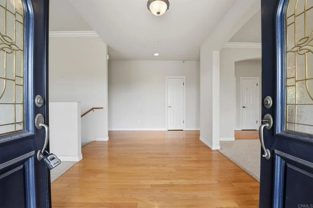 https://cdn.realtyfeed.com/cdn/127/306678450/702cefbac8287cce4a4a243a6f75f355.webp