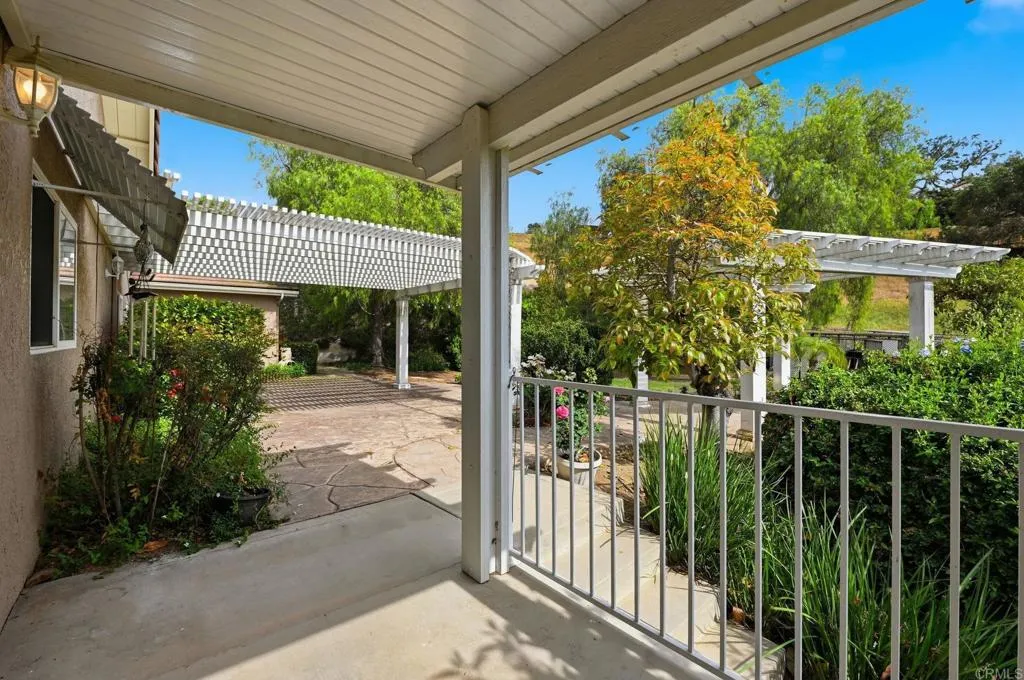 https://cdn.realtyfeed.com/cdn/127/306678450/a80f9330851fbd0b9517c25dd6974af6.webp