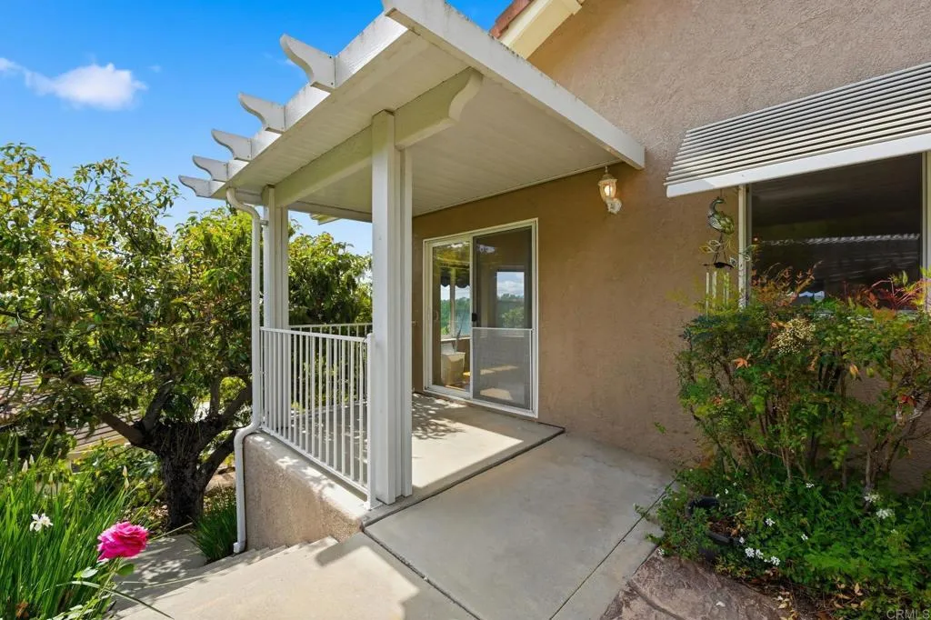 https://cdn.realtyfeed.com/cdn/127/306678450/efef8c5f91066970c43f4f39e3722aa4.webp