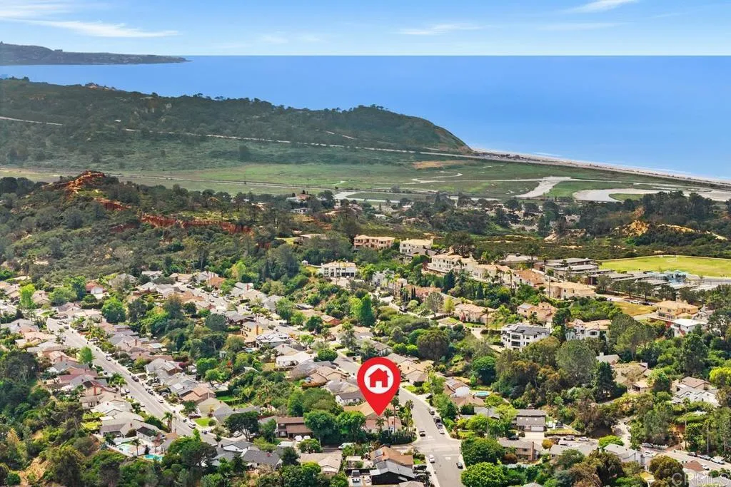 https://cdn.realtyfeed.com/cdn/127/306678453/f727fb8176fa3964557ae6eff18a869f.webp