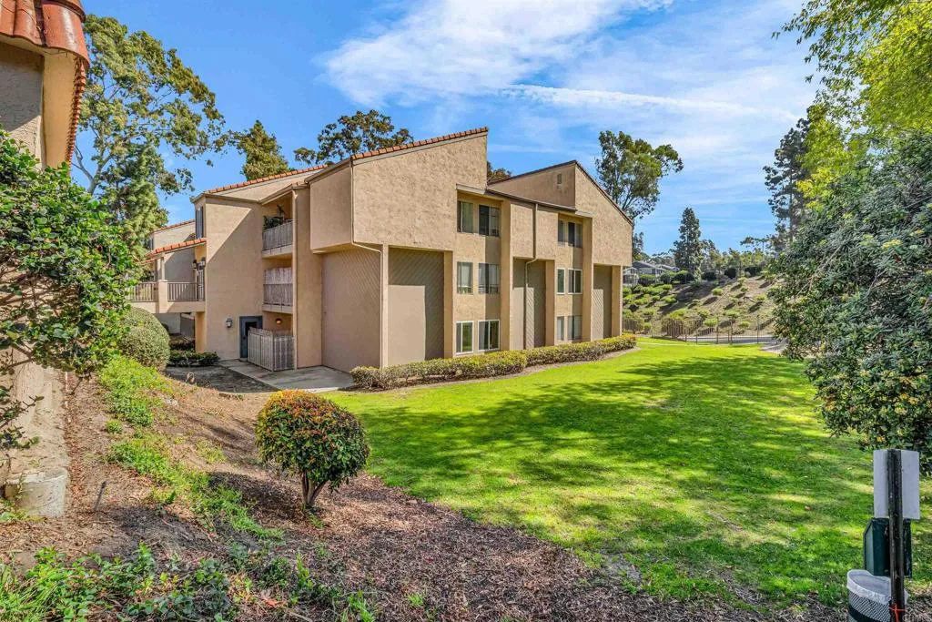 https://cdn.realtyfeed.com/cdn/127/306678506/76897ddd5c81a66a790804abe3c4edbd.webp