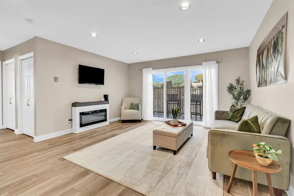 2382 Hosp Way UNIT 143, Carlsbad, CA, 92008