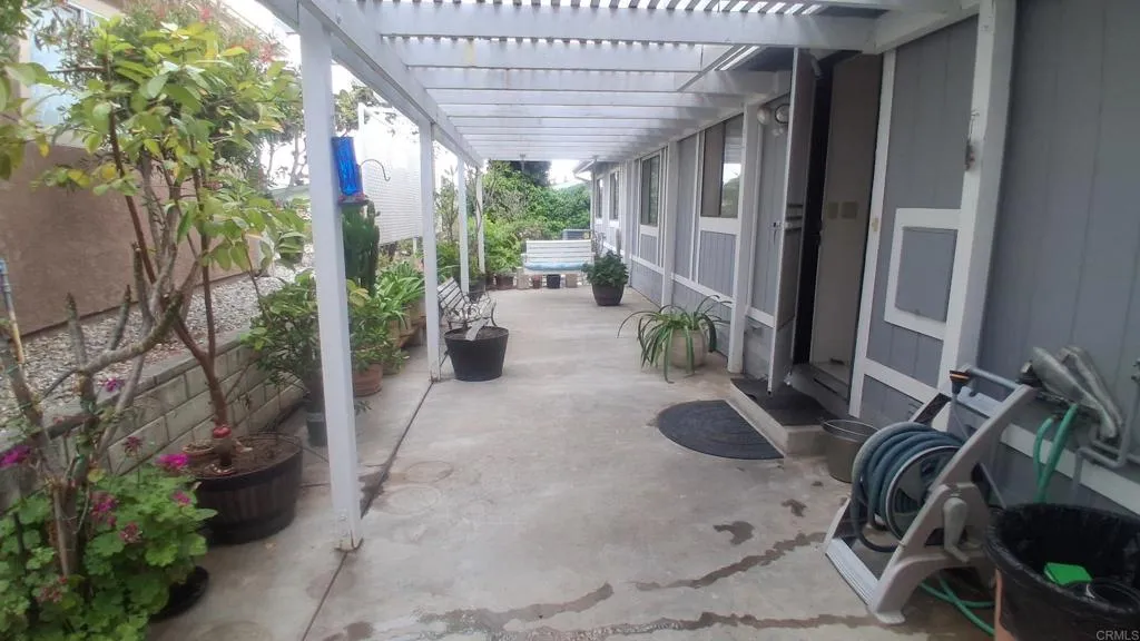 https://cdn.realtyfeed.com/cdn/127/306678520/6526d26f909af1a4f912bee0a0427859.webp