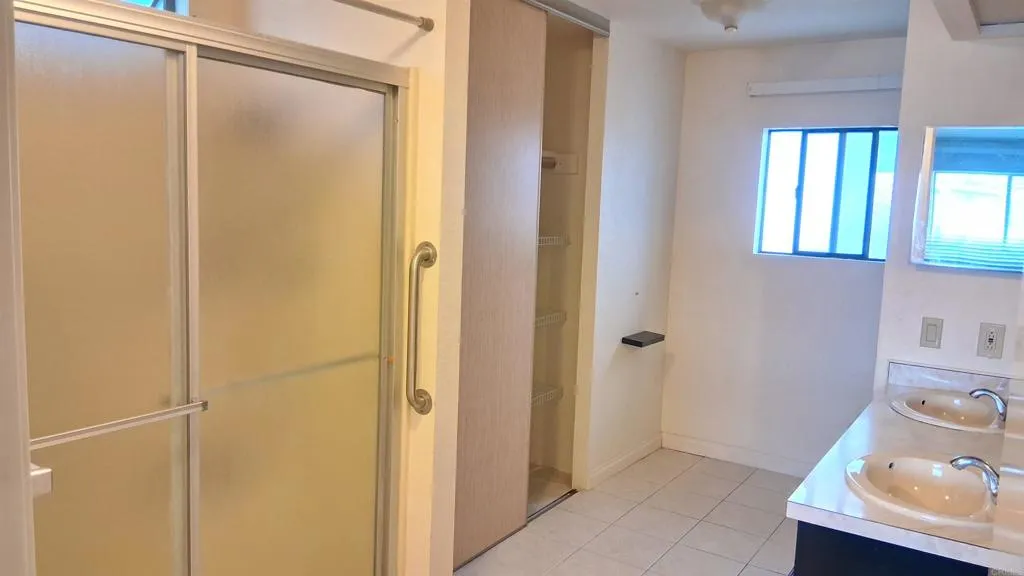 https://cdn.realtyfeed.com/cdn/127/306678520/6f776a4f6e2567c67dc2bfa280f8e3ca.webp