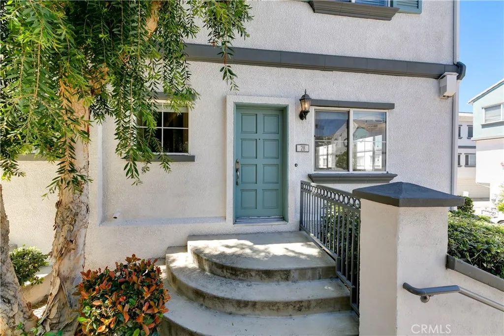 Northridge, CA 91324