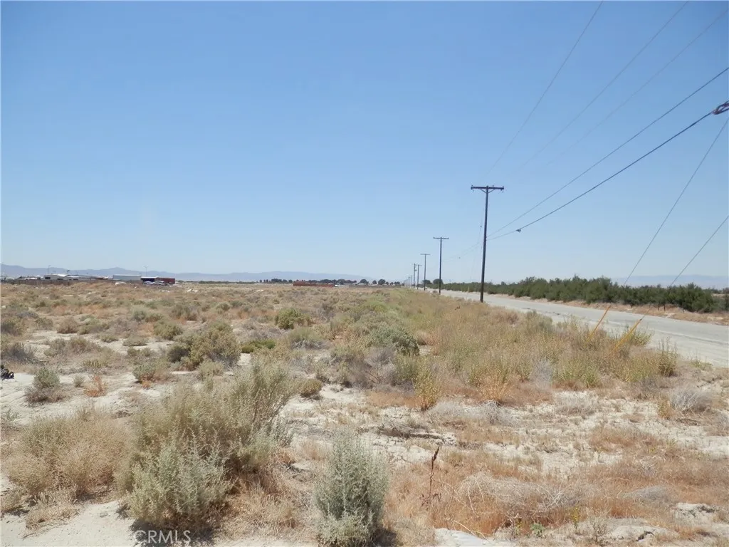 Lancaster, CA 93534
