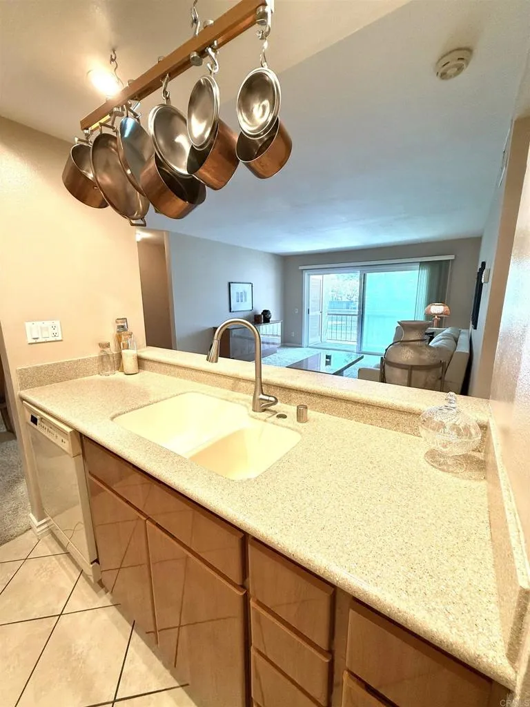 https://cdn.realtyfeed.com/cdn/127/306678640/d803ba58a123463501fee25b798d6d12.webp