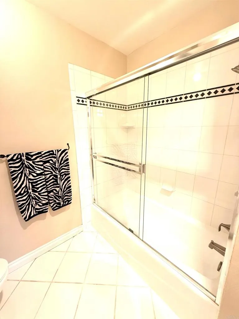 Photo #20: NDP2602974 Listing: Photo #20