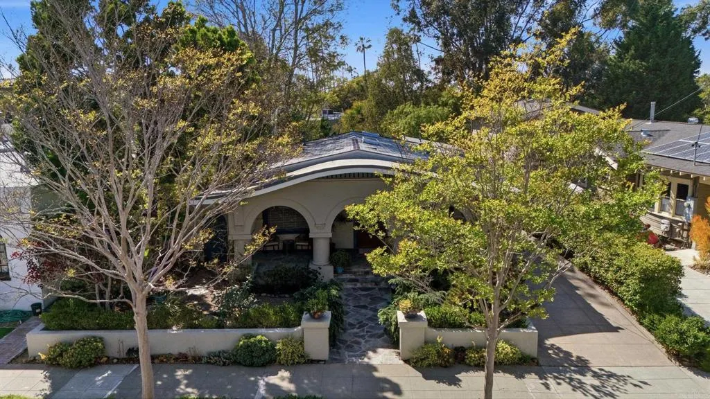 https://cdn.realtyfeed.com/cdn/127/306678643/289cdfc1cc3f0e13c4dacd03615a6a1b.webp