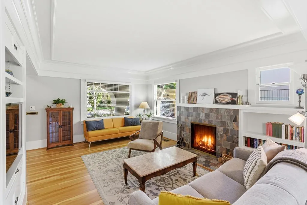 https://cdn.realtyfeed.com/cdn/127/306678643/3ca0c8154578b2e9a0c493fc20b59347.webp