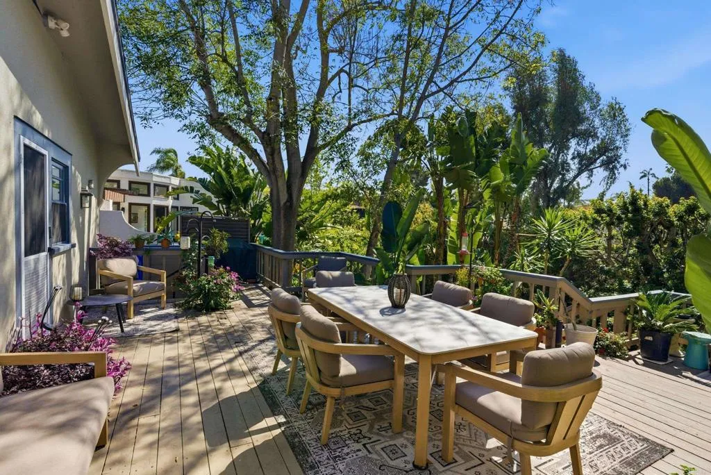 https://cdn.realtyfeed.com/cdn/127/306678643/4faa5ab3b41a7a670942ba8c6b1881ca.webp