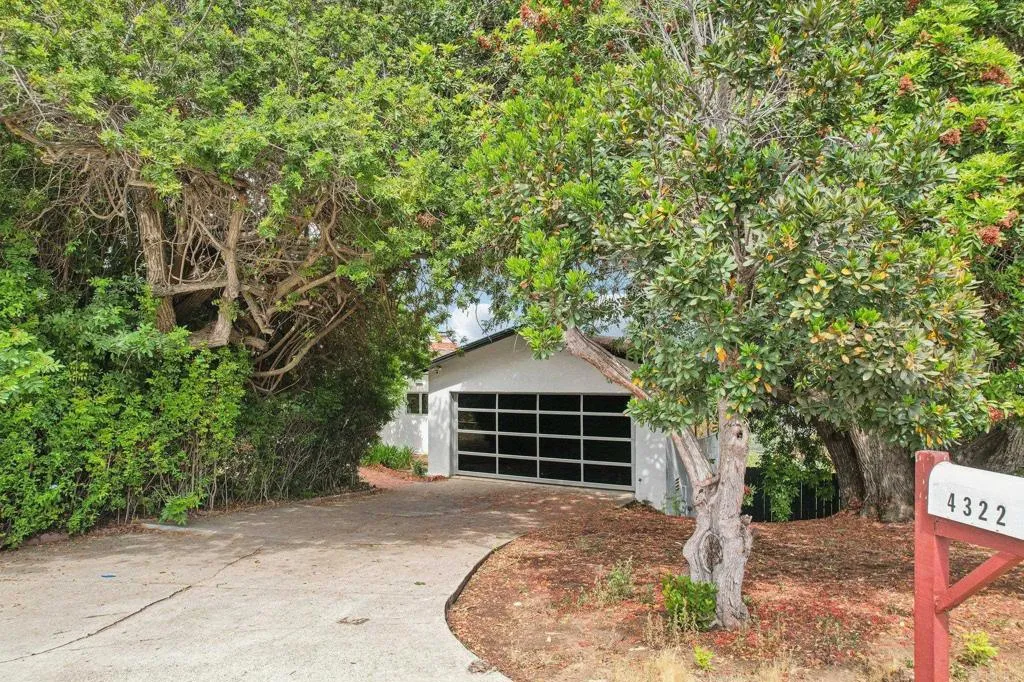 https://cdn.realtyfeed.com/cdn/127/306678652/a1be55a6f7fda6d3843448a25d0d041a.webp