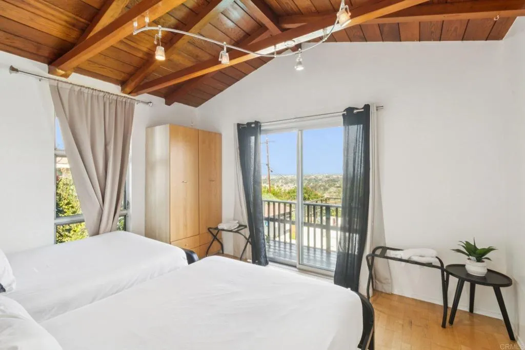 https://cdn.realtyfeed.com/cdn/127/306678652/ce23074720e759a077f082b387b61f2e.webp