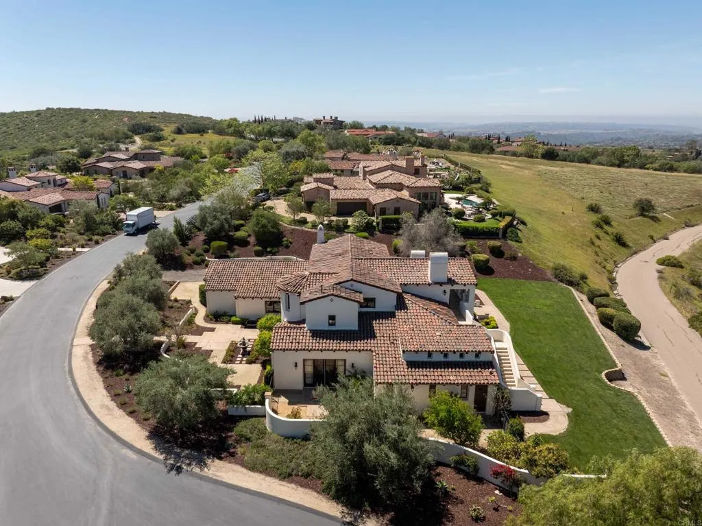 https://cdn.realtyfeed.com/cdn/127/306678660/a2f3d7d14de1c0b4501c0e0c163208ed.webp