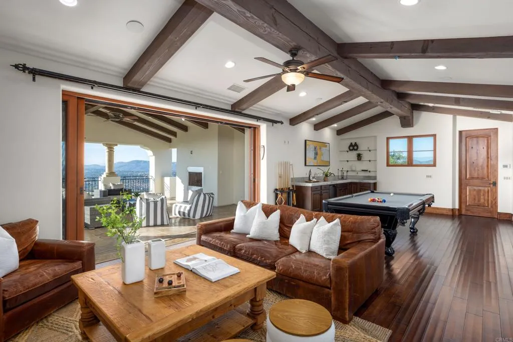 https://cdn.realtyfeed.com/cdn/127/306678660/c77b64f00291445f0258279783e619cf.webp