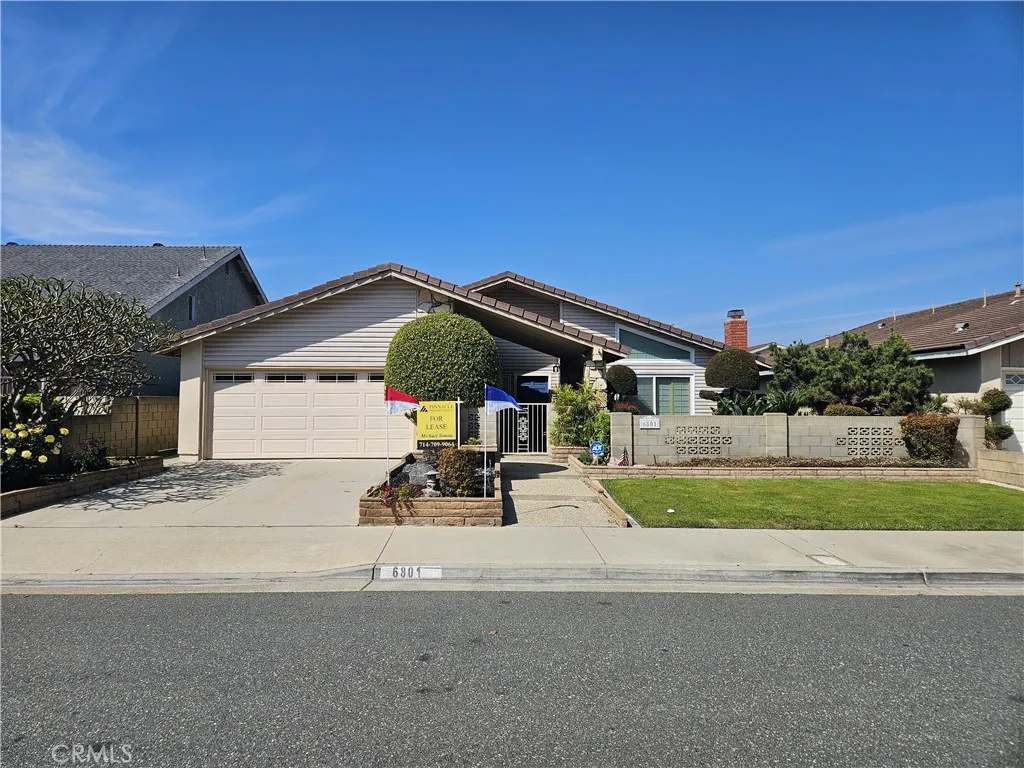 Huntington Beach, CA 92647