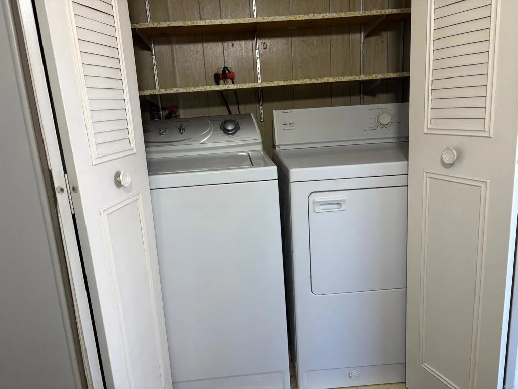 https://cdn.realtyfeed.com/cdn/127/306678728/013bd9659aaf0a4f3ec7c439ca79a5f9.webp