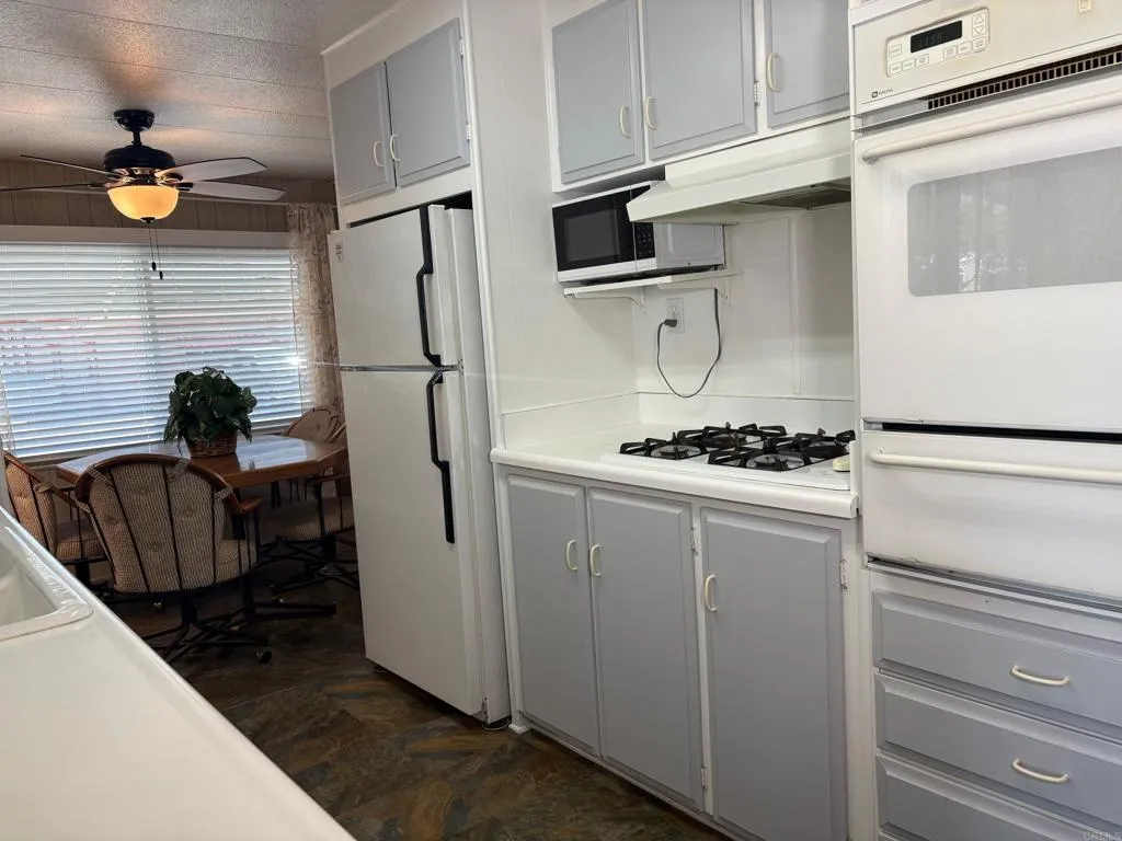 https://cdn.realtyfeed.com/cdn/127/306678728/6ef01b384a617f58027e29119a61c78f.webp