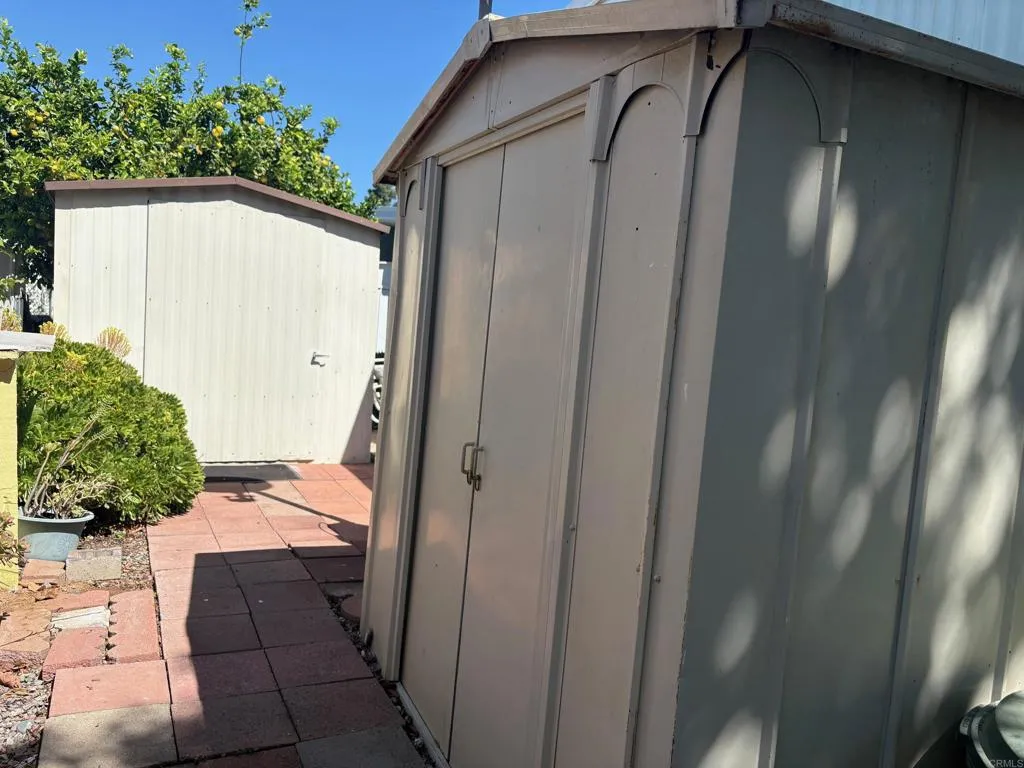 https://cdn.realtyfeed.com/cdn/127/306678728/9770c98e40bb23c2cacbef18d03224ee.webp