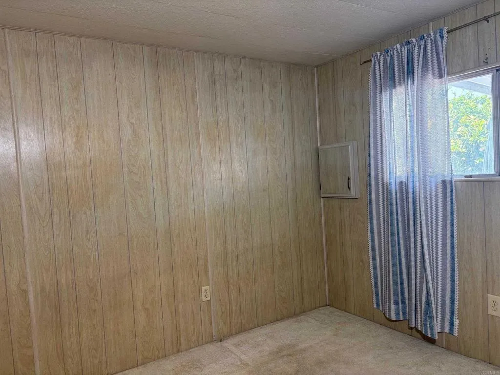 https://cdn.realtyfeed.com/cdn/127/306678728/cf24563fa3b3491a71eca8d26f4245dd.webp