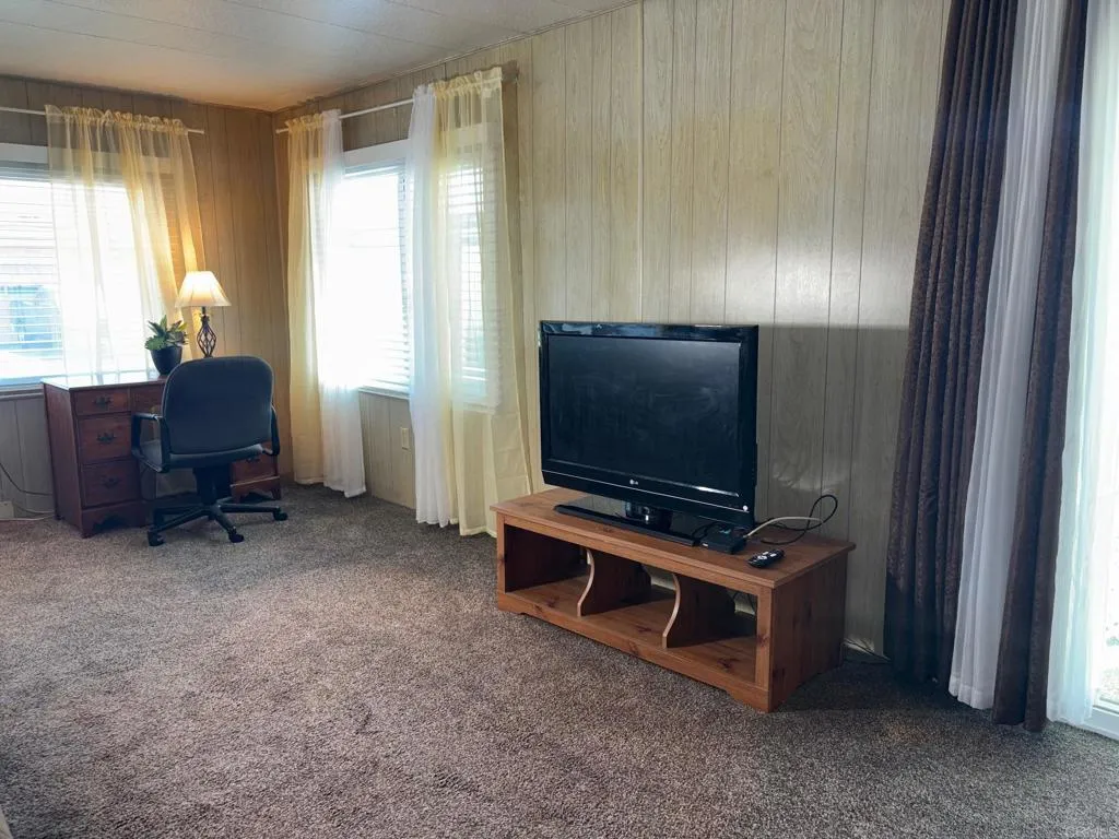 https://cdn.realtyfeed.com/cdn/127/306678728/d1c481cd2216e597532abb7d4b4bcf8a.webp