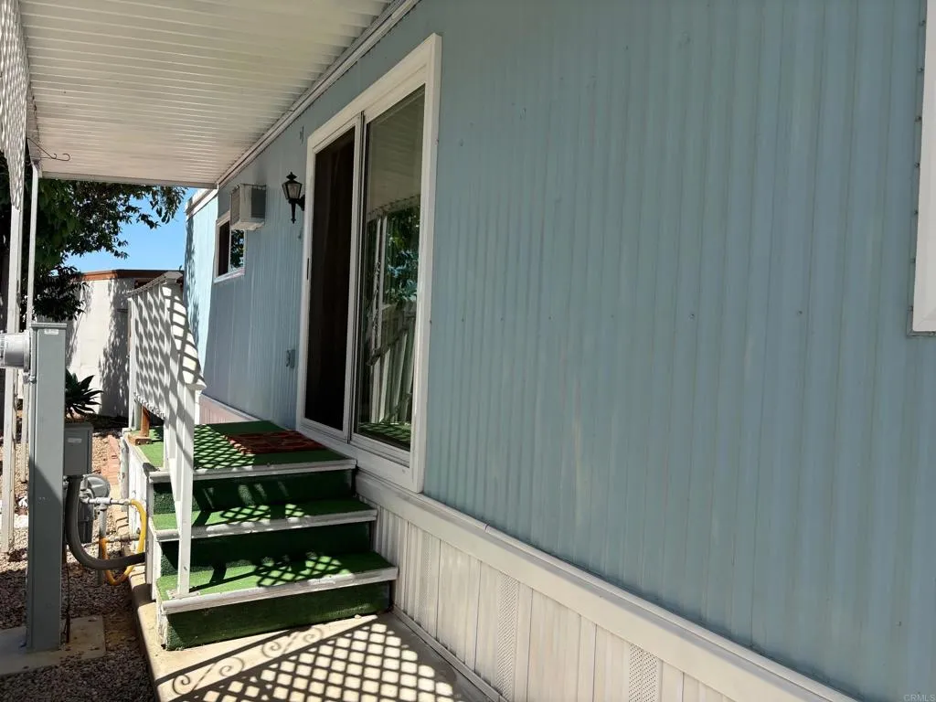 https://cdn.realtyfeed.com/cdn/127/306678728/e32e0afce7fecd2343ce7b726f2639b5.webp