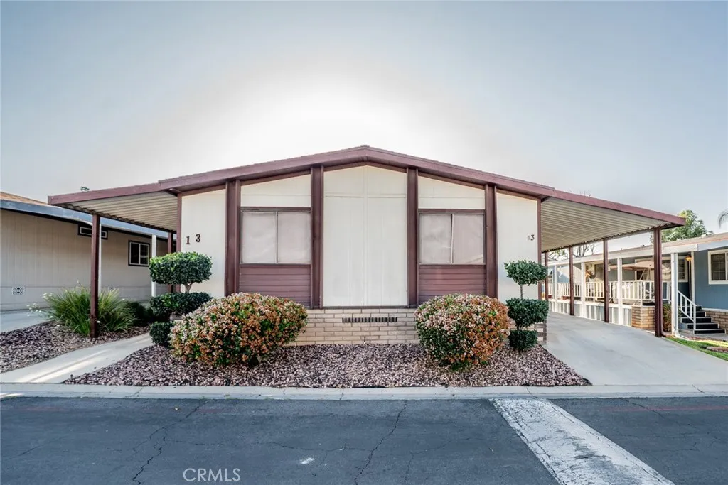 Corona, CA 92881