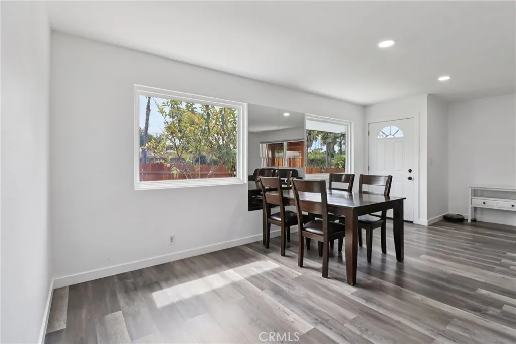 https://cdn.realtyfeed.com/cdn/127/306678869/3e4faeaba3d5ed09e5dcfc51e1d93321.webp