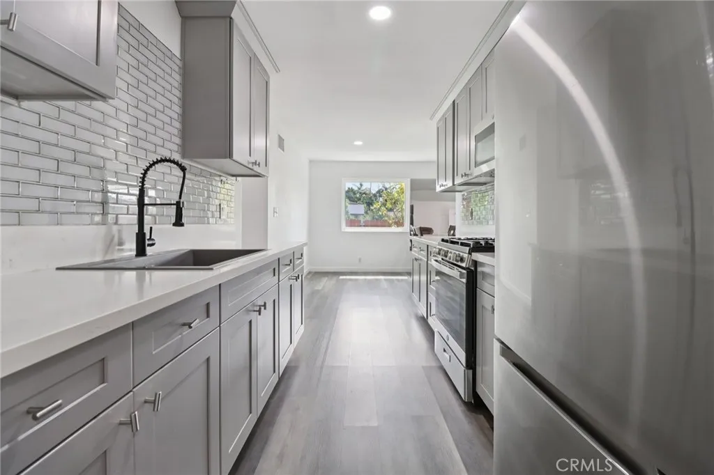 https://cdn.realtyfeed.com/cdn/127/306678869/6a9906aadf2f56edff28bfd7ef7214fc.webp