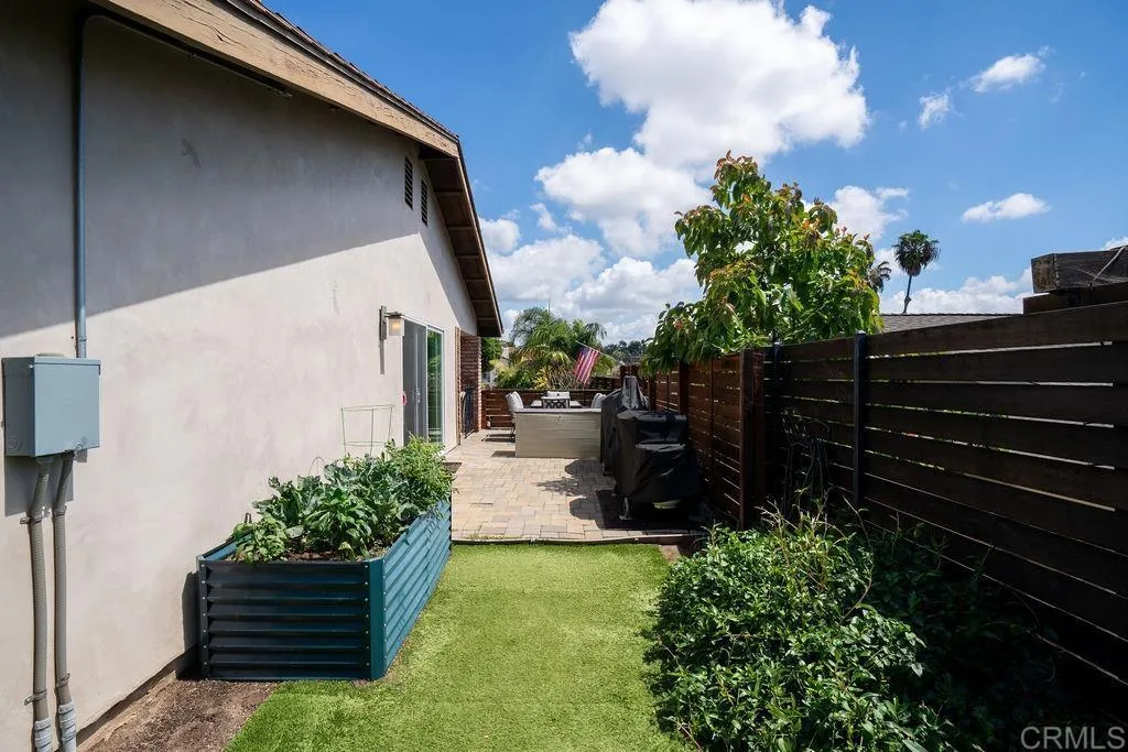 https://cdn.realtyfeed.com/cdn/127/306678891/b7fc669b8ec347ef73224904802c650f.webp