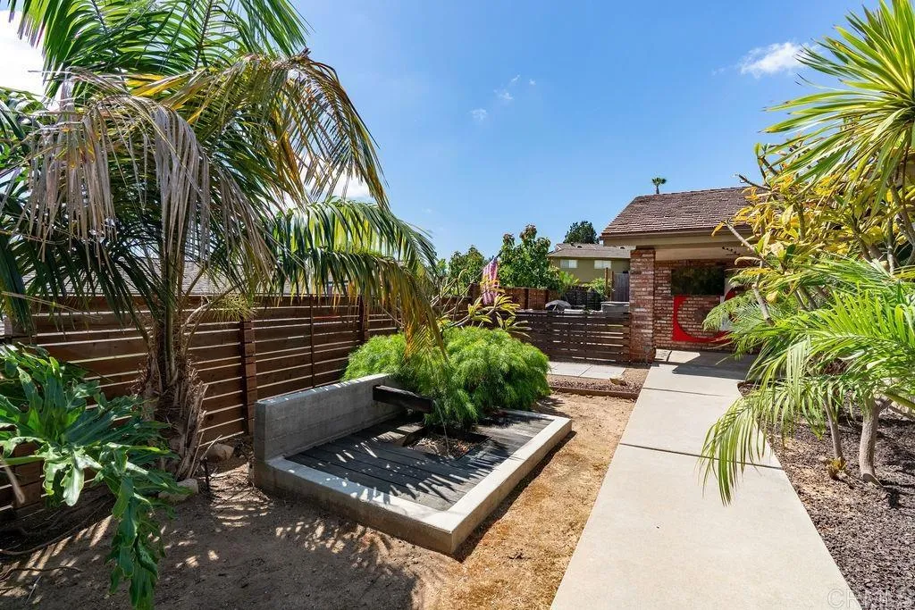 https://cdn.realtyfeed.com/cdn/127/306678891/cfedf5e0ae75fc9bee177bf585f4b272.webp