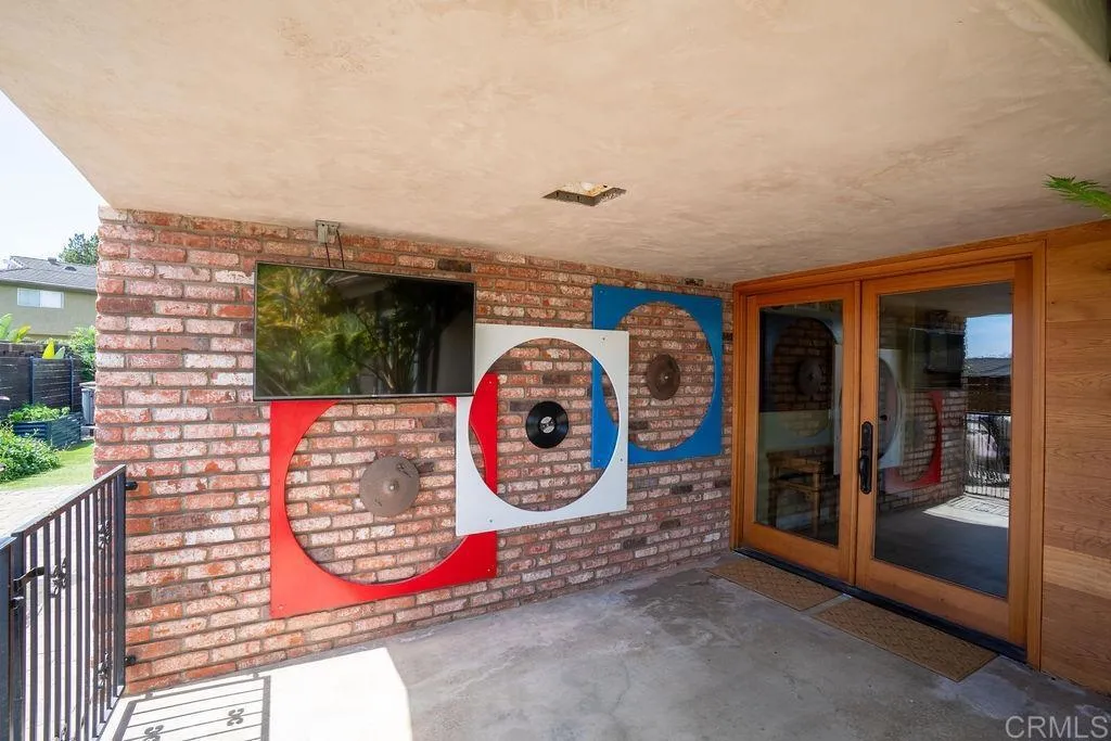 https://cdn.realtyfeed.com/cdn/127/306678891/e8d226f3b19380dce24570466a464c4e.webp