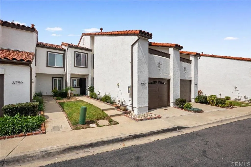 https://cdn.realtyfeed.com/cdn/127/306678964/0ddd4064b63b6d2efba4181da6aefaf4.webp