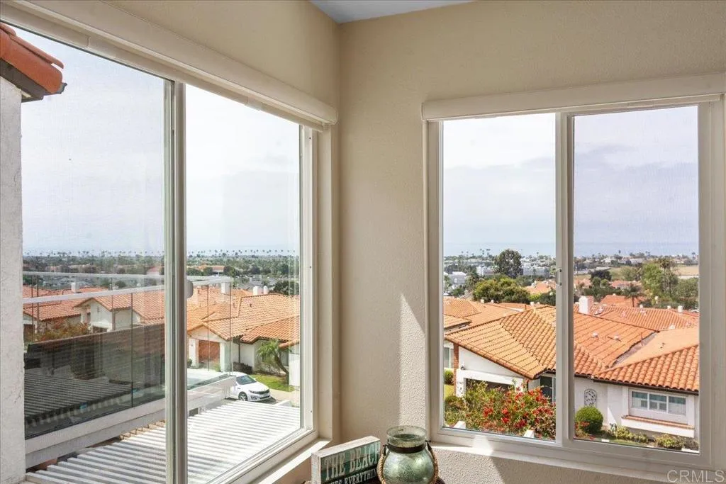 https://cdn.realtyfeed.com/cdn/127/306678964/2f885b95abebba7081a3baeccd4baa8c.webp