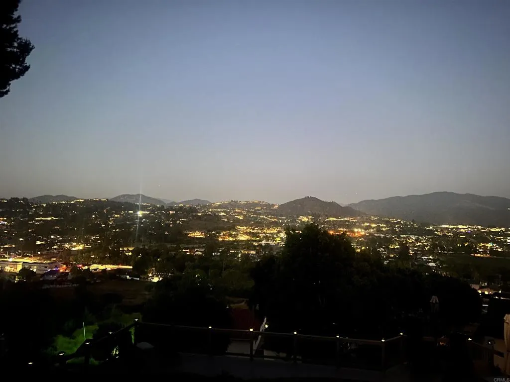 https://cdn.realtyfeed.com/cdn/127/306679059/07344c73db93b16c12d3e643c39b5810.webp