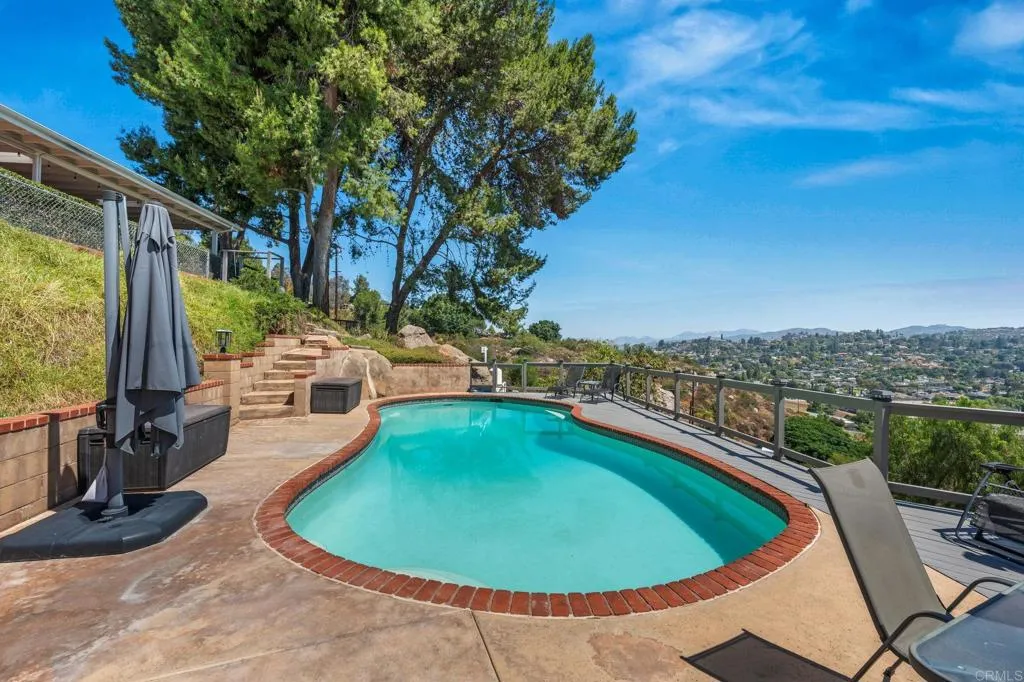 https://cdn.realtyfeed.com/cdn/127/306679059/aeb1beee539968fdc472c25a6ed65821.webp