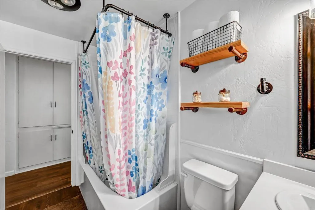 https://cdn.realtyfeed.com/cdn/127/306679059/b9102213dd43ec287517999cffdb348e.webp
