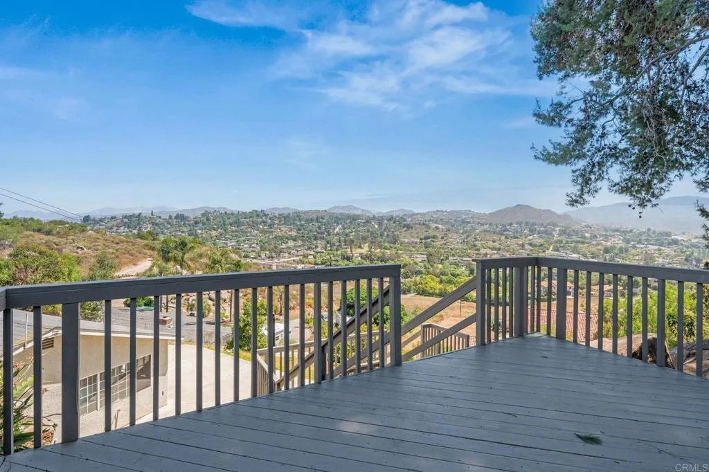 https://cdn.realtyfeed.com/cdn/127/306679059/c064fd21521863e6ade6378e3ac253dc.webp