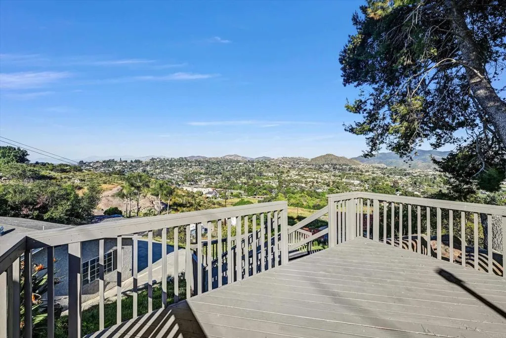 https://cdn.realtyfeed.com/cdn/127/306679059/cd331119441196190fa9bc2357fb32af.webp