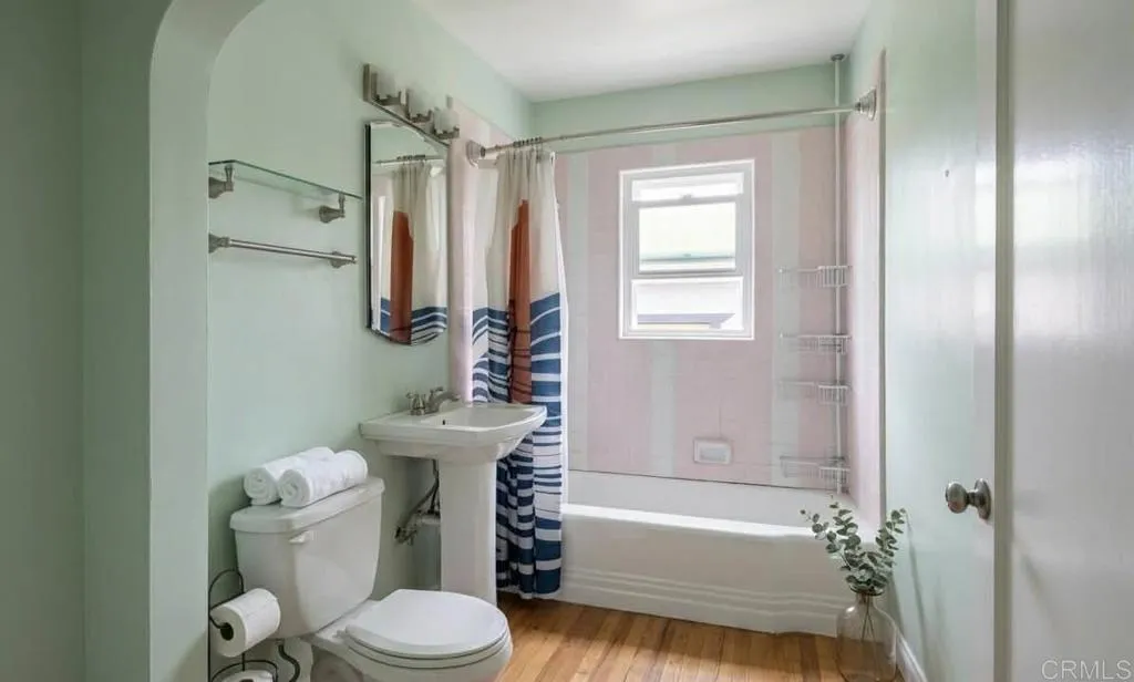 https://cdn.realtyfeed.com/cdn/127/306679113/727a74edd1a50014a1ad1c2c2c16c998.webp
