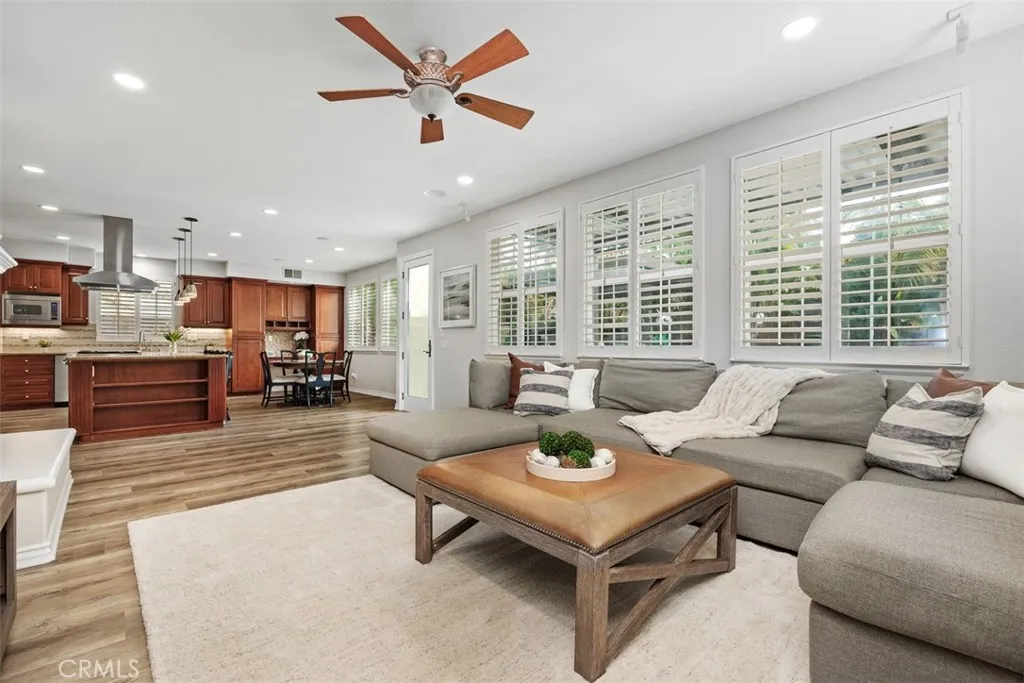https://cdn.realtyfeed.com/cdn/127/306679125/86c60cec149b97ab44d543d970b675c9.webp