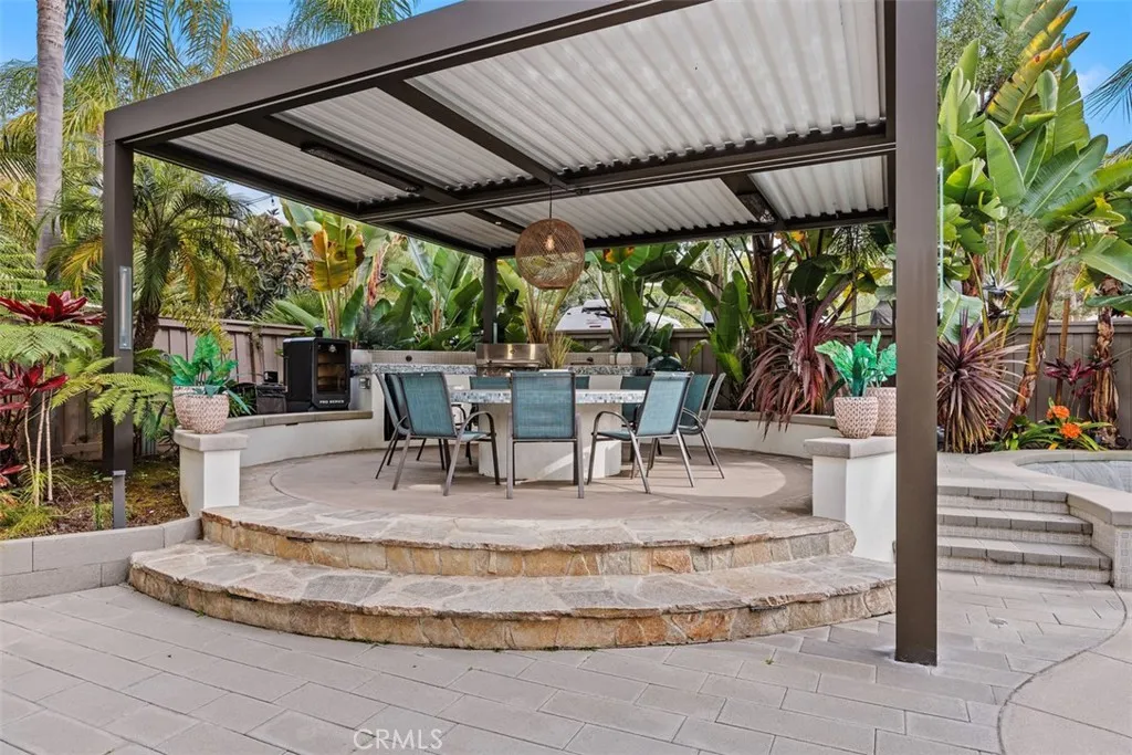 https://cdn.realtyfeed.com/cdn/127/306679125/aca60fcf857cbe503350dc4887d0805c.webp