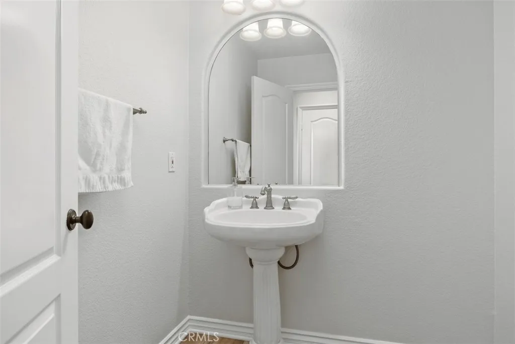 https://cdn.realtyfeed.com/cdn/127/306679125/c0584872210d7444e9deb9dff372c06e.webp