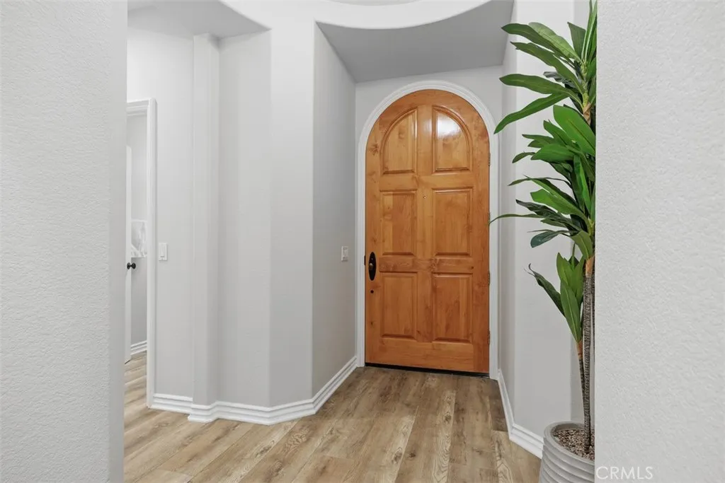 https://cdn.realtyfeed.com/cdn/127/306679125/f3ea0255357ec7214d895a4030400530.webp