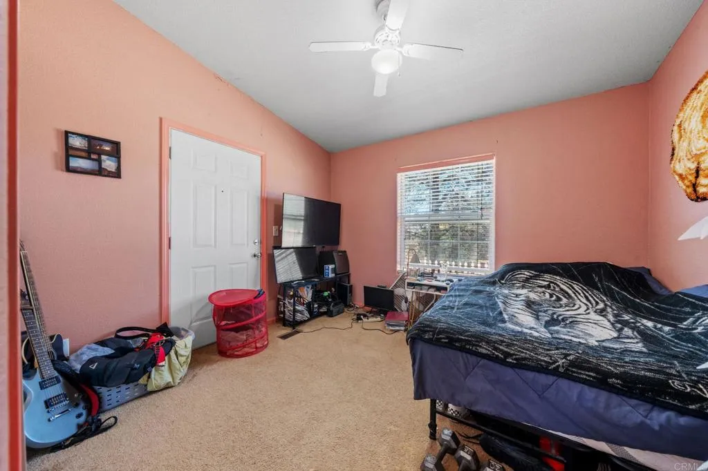 https://cdn.realtyfeed.com/cdn/127/306679185/0673ce70241edddcef91eb2f41be1bf9.webp