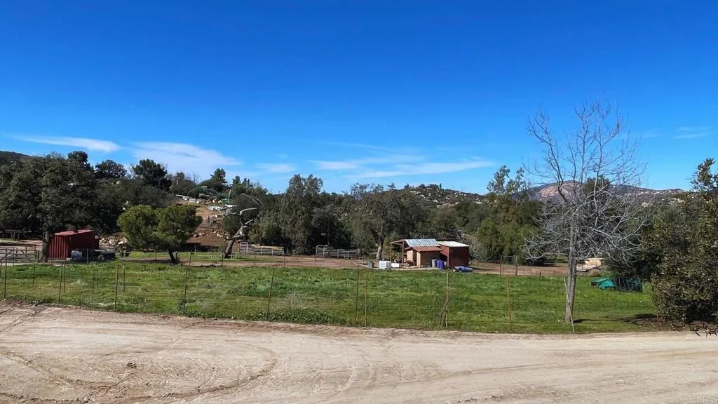 https://cdn.realtyfeed.com/cdn/127/306679185/1544d389a8b7795e507d17927101810b.webp