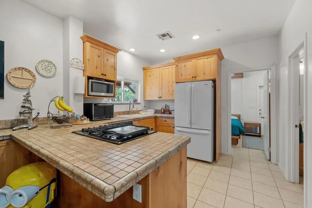 https://cdn.realtyfeed.com/cdn/127/306679185/2ba09f5b9c7fc7dfc9f7598392b3b95f.webp